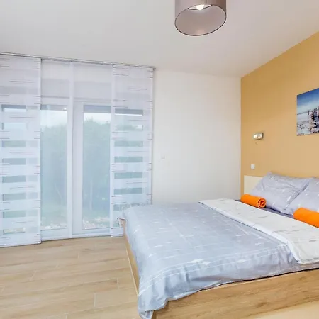 Luxurious With Heated Pool And Rooftop Jacuzzi *