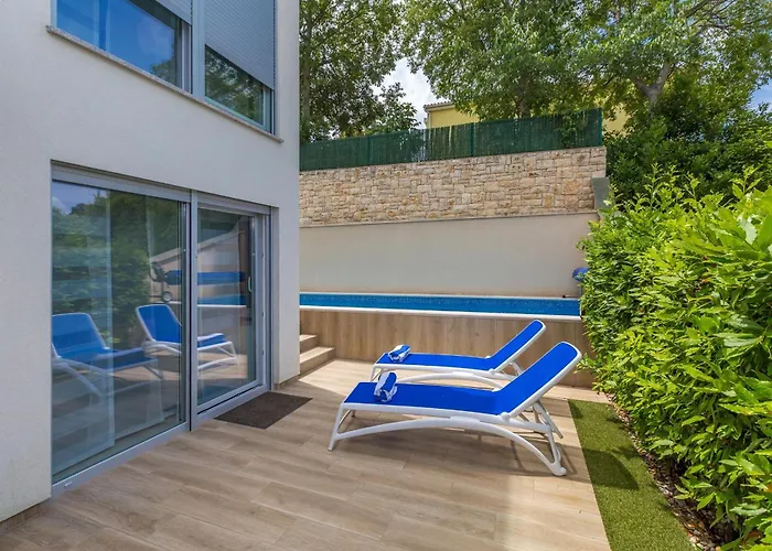 Villa Luxurious With Heated Pool And Rooftop Jacuzzi *